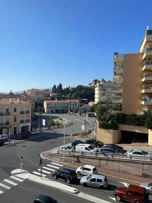 Studio Lumineux A 2 Mn A Pied De La Plage Cannes