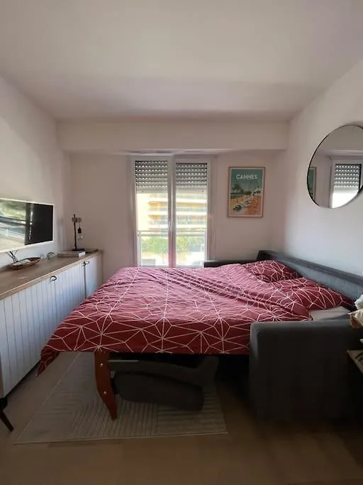 Apartment Studio Lumineux A 2 Mn A Pied De La Plage Cannes